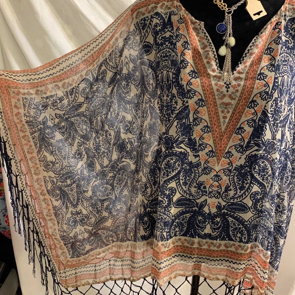 Women’s pancho